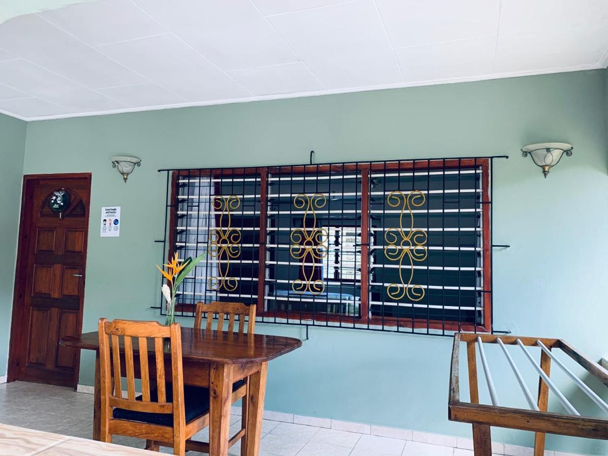 אנסה וולברט וילג' Chez May Paule מראה חיצוני תמונה